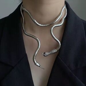 Serpenti silver Magic Snake Cool Bendy Multilayer Necklace